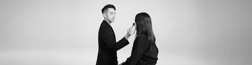 専属メイクアップアーティスト