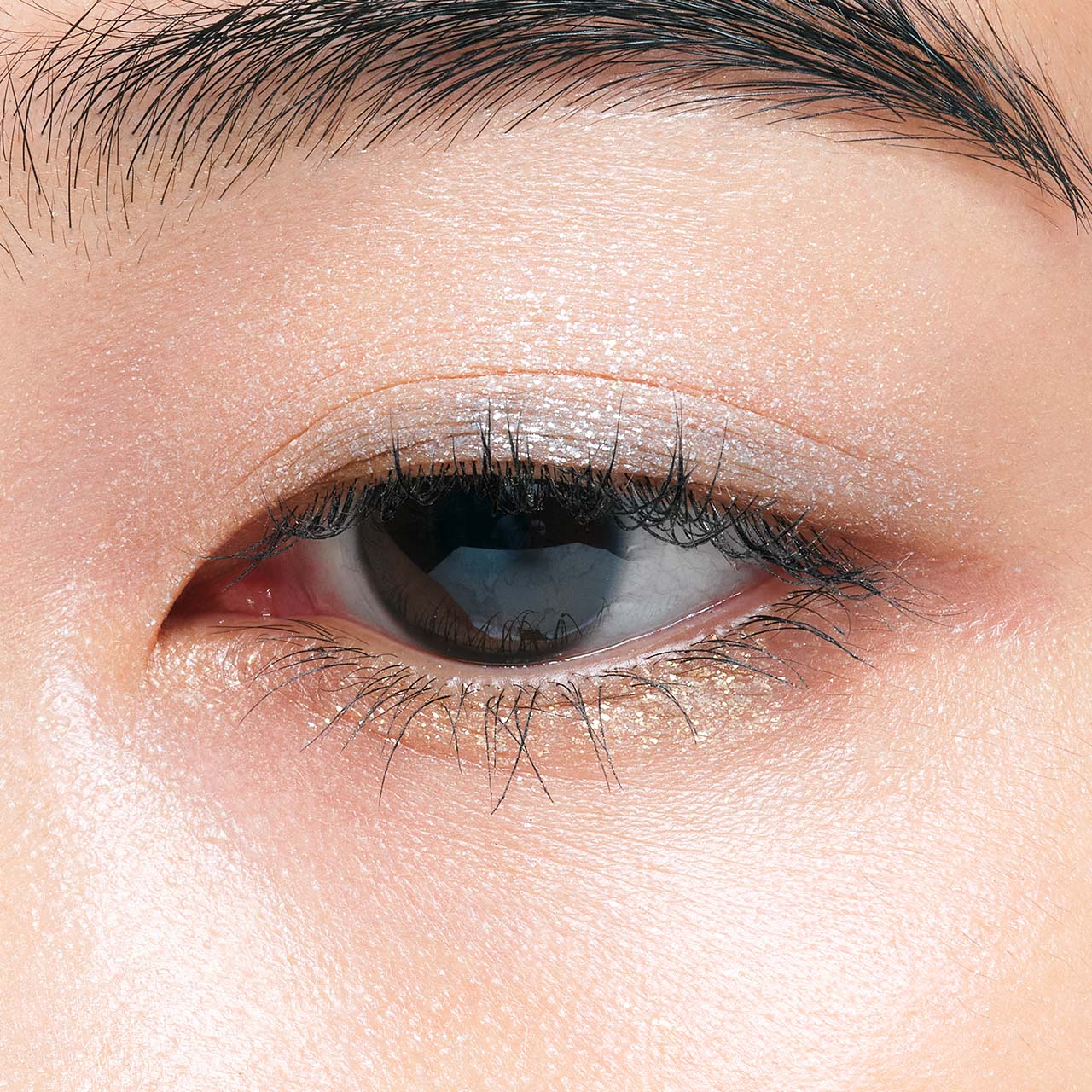 エレガンス ヌーヴェル アイズ