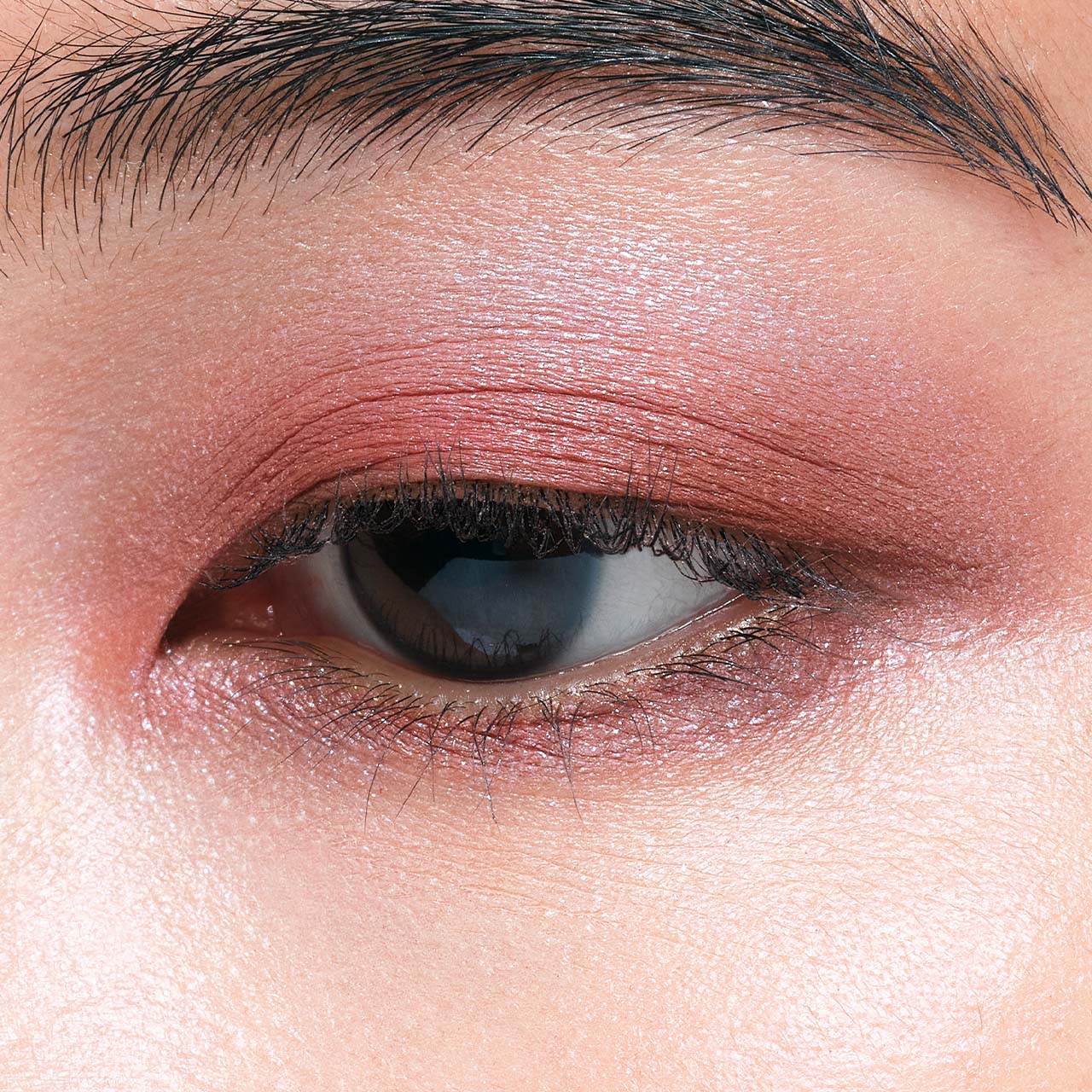 エレガンス ヌーヴェル アイズ