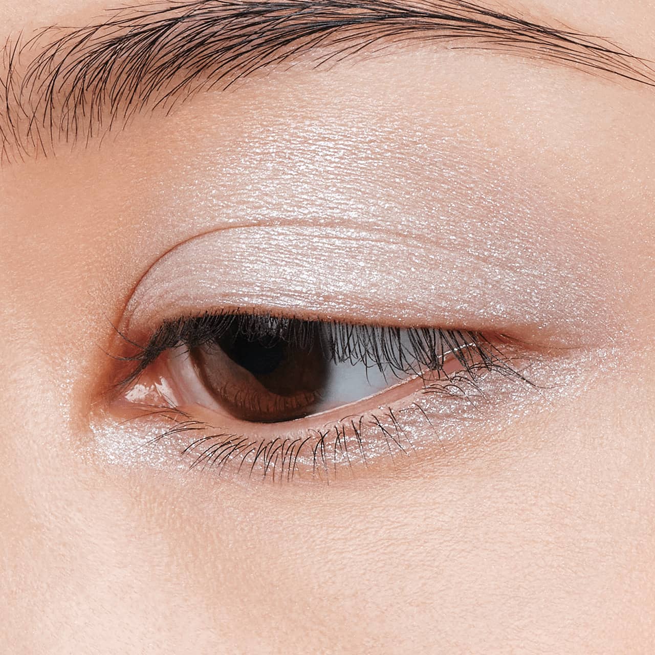 エレガンス プレジール アイズ